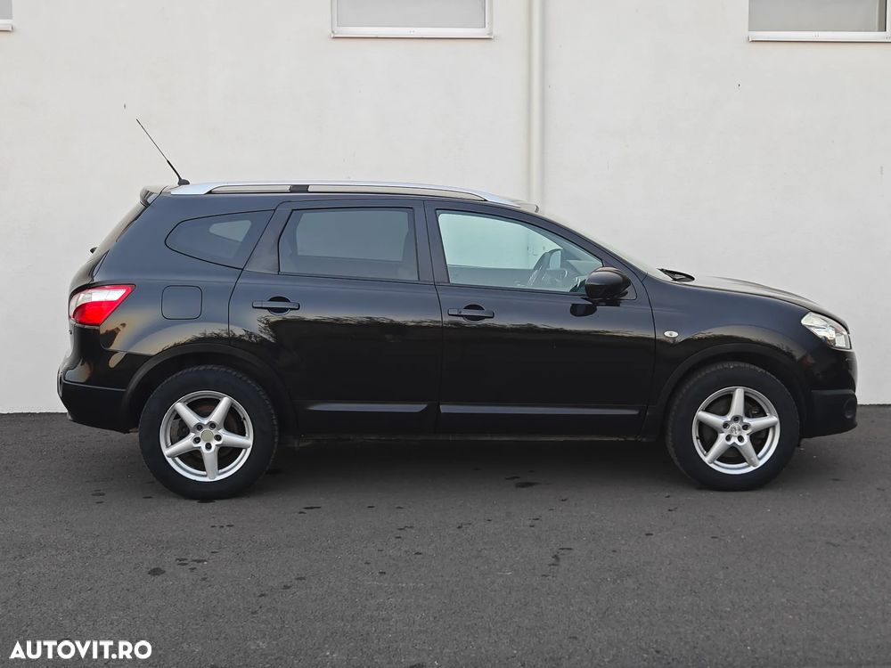 Nissan Qashqai+2 - 20