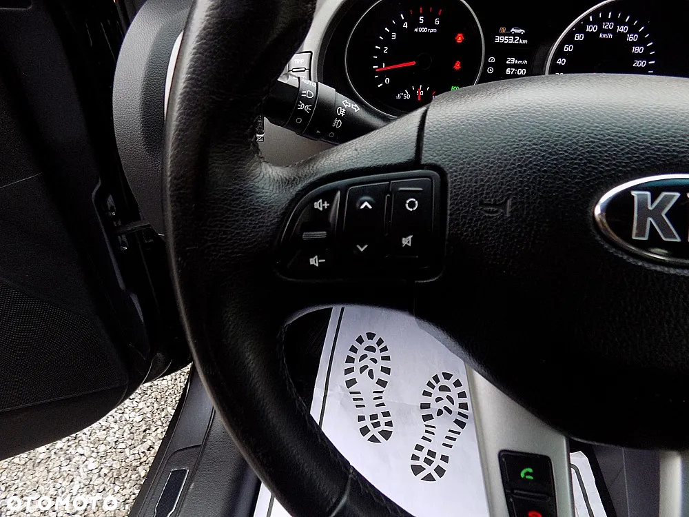 Kia Sportage 2,0 CRDI AWD Spirit - 11