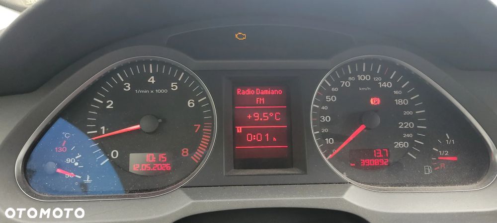 Audi A6 Avant 2.4 - 12