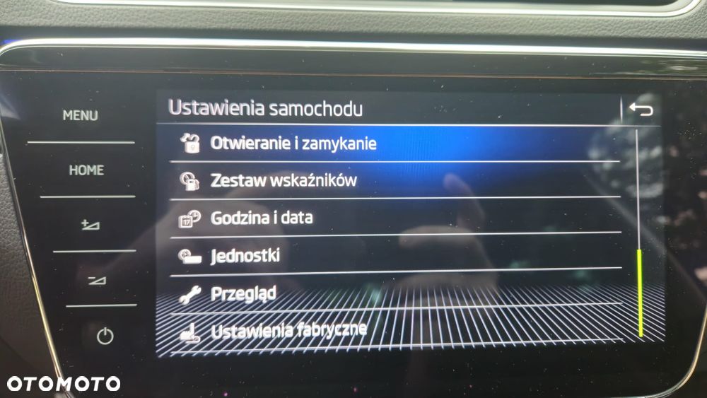 Skoda Superb 2.0 TDI L&K DSG - 19