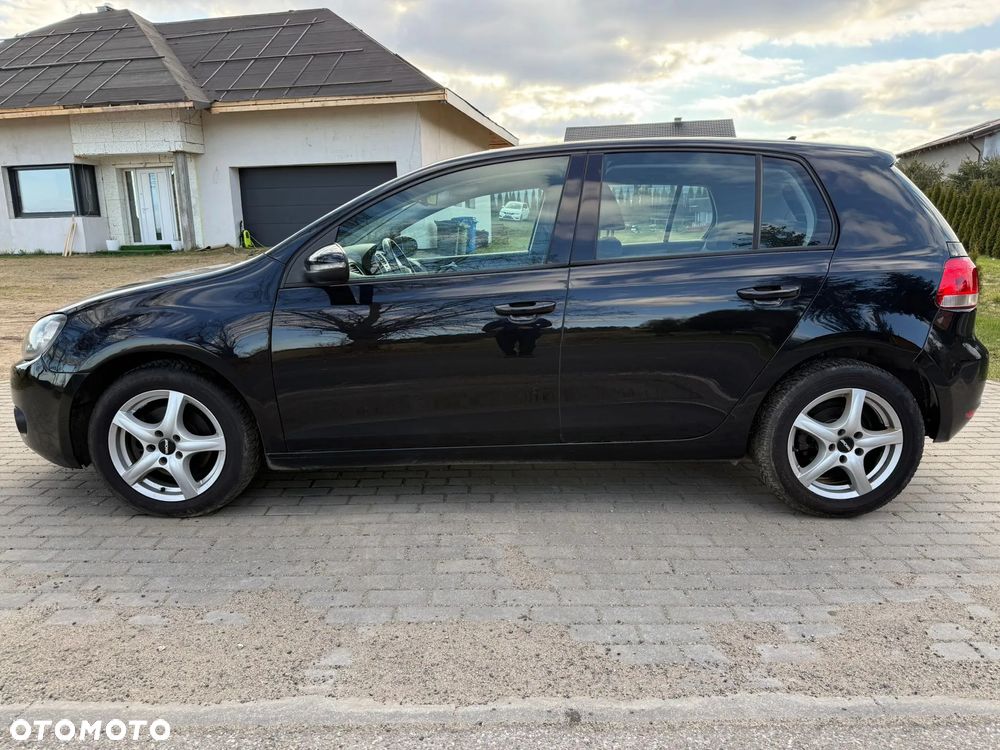 Volkswagen Golf 2.0 TDI DPF Edition - 3
