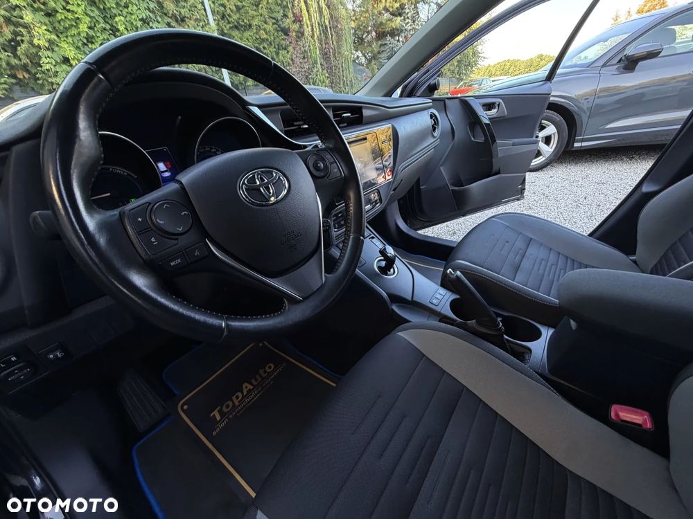 Toyota Auris - 19