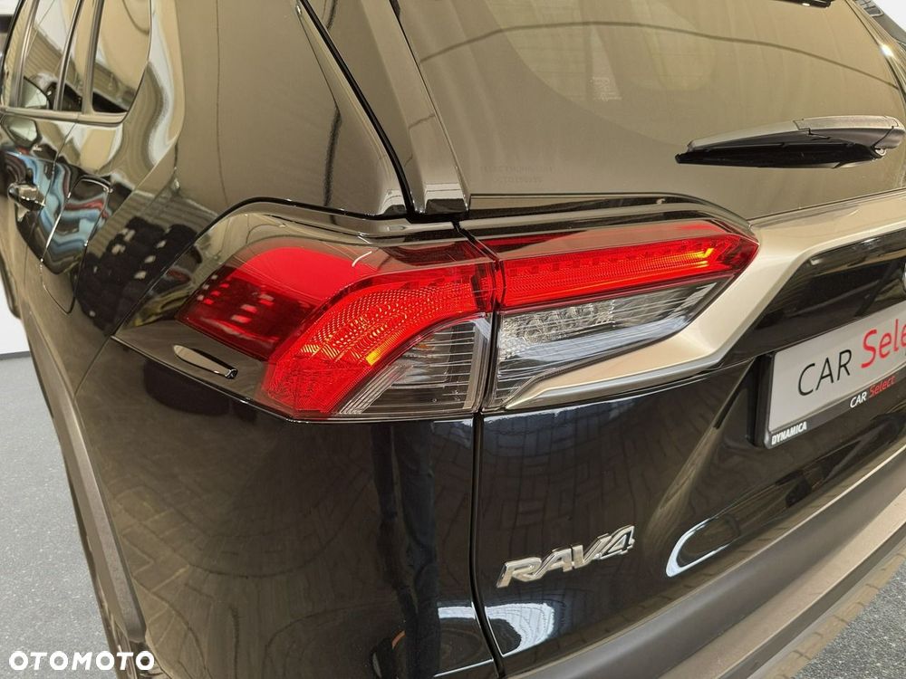 Toyota RAV4 - 12