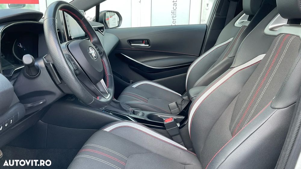 Toyota Corolla 2.0 HSD Exclusive Plus GR Sport Bi-Tone - 16
