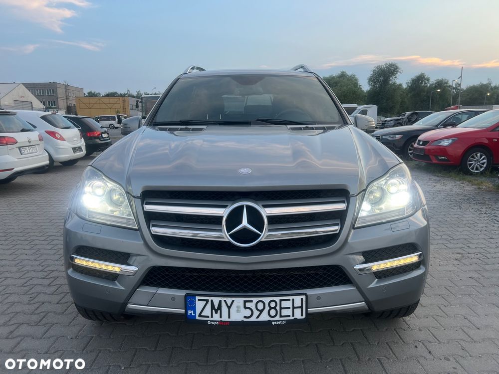 Mercedes-Benz GL 350 BlueTEC 4-Matic - 2