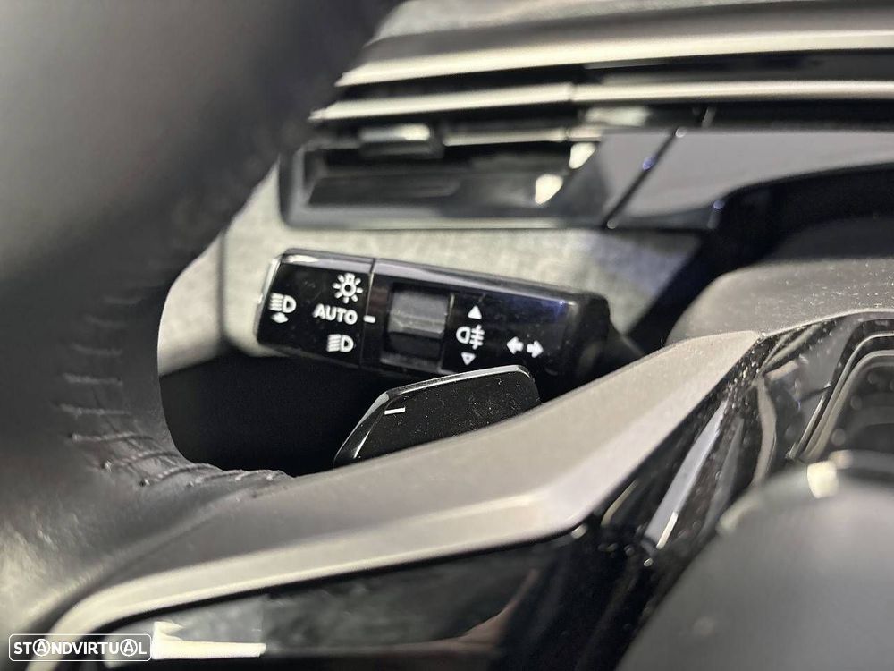 Peugeot 3008 1.2 Hybrid Allure e-DCS6 - 14
