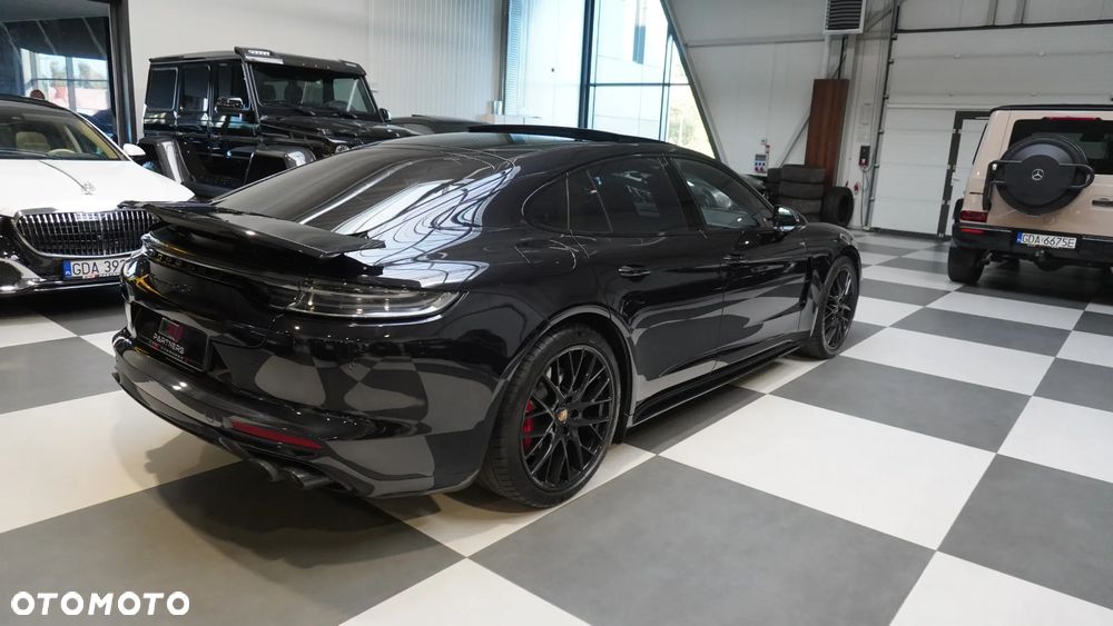 Porsche Panamera GTS - 16