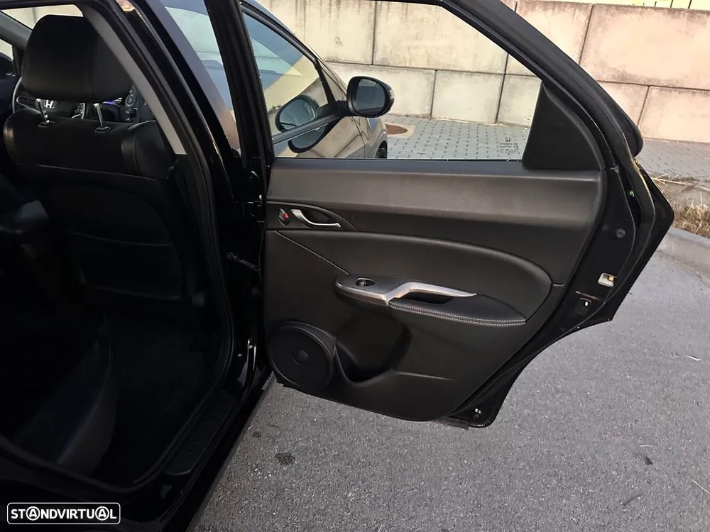 Honda Civic 1.4 i-VTEC Sport - 8