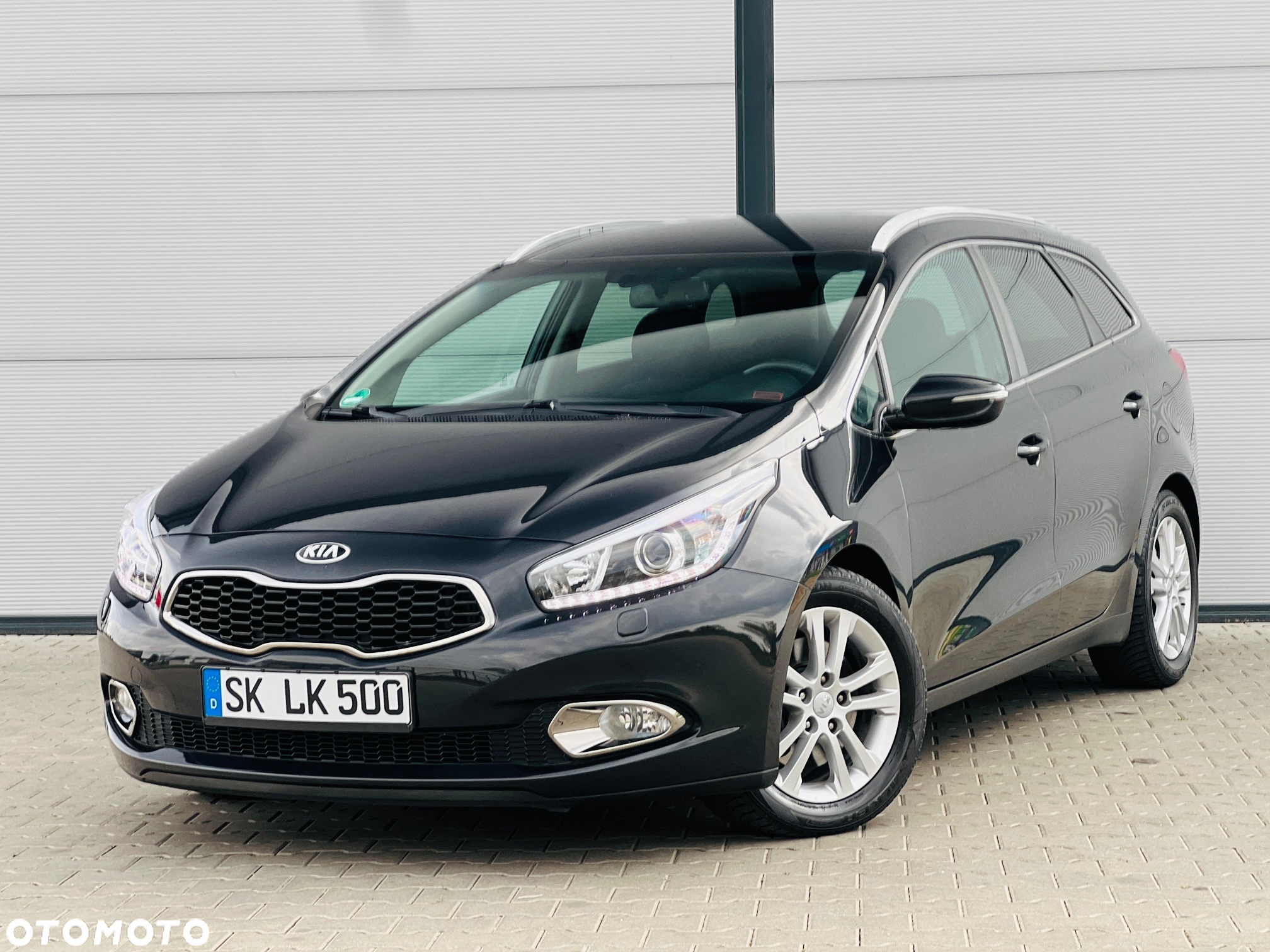 Kia Ceed 1.6 CRDi 128 ISG SW Platinum Edition - 18