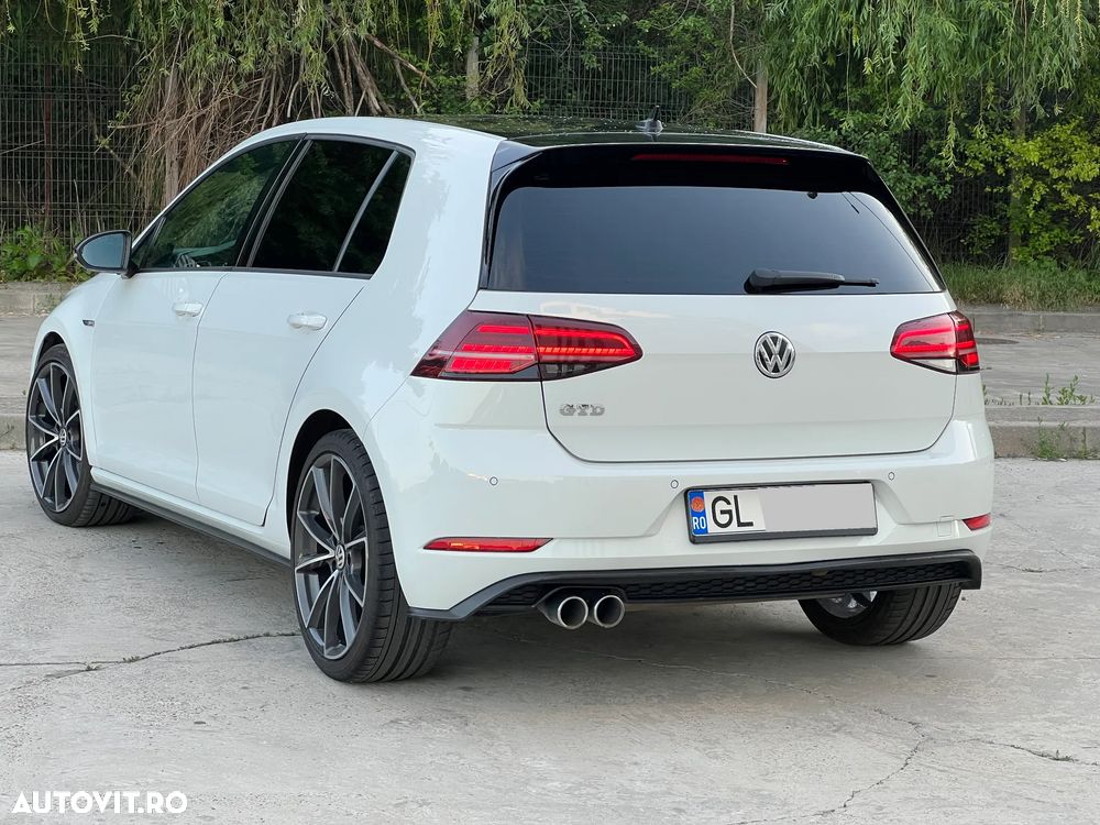 Volkswagen Golf GTD 2.0 TDI SCR DSG - 3