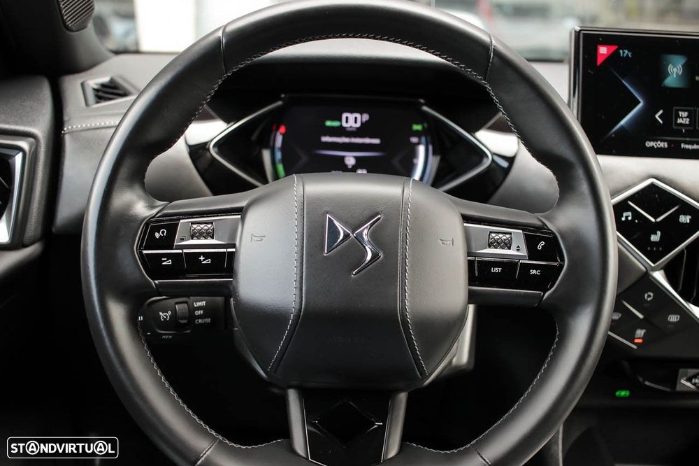 DS DS3 Crossback E-TENSE LOUVRE - 11