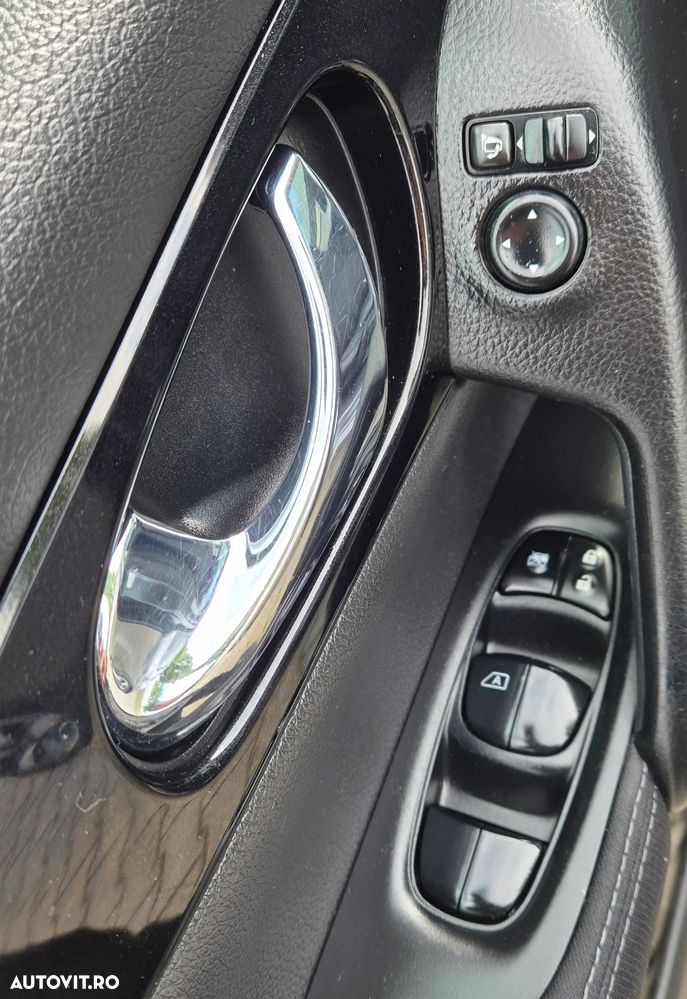 Nissan Qashqai 1.5 DCI Start/Stop Tekna - 9