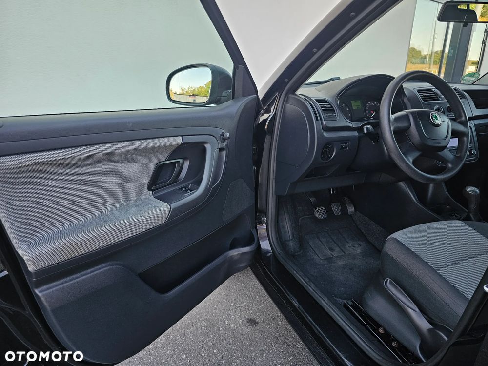 Skoda Fabia 1.4 16V Ambiente - 16