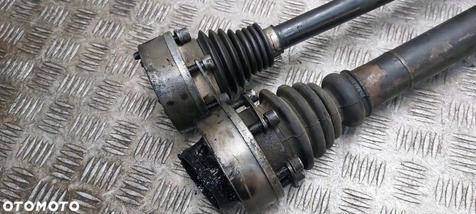 PÓŁOŚ LEWA + PRAWA ALTEA XL 1.6 8V - 6