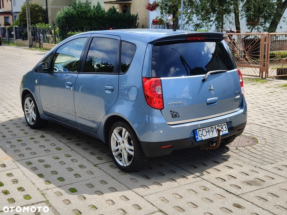 Mitsubishi Colt - 5