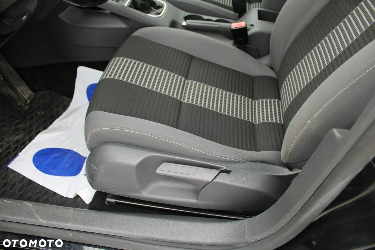 Volkswagen Jetta - 17