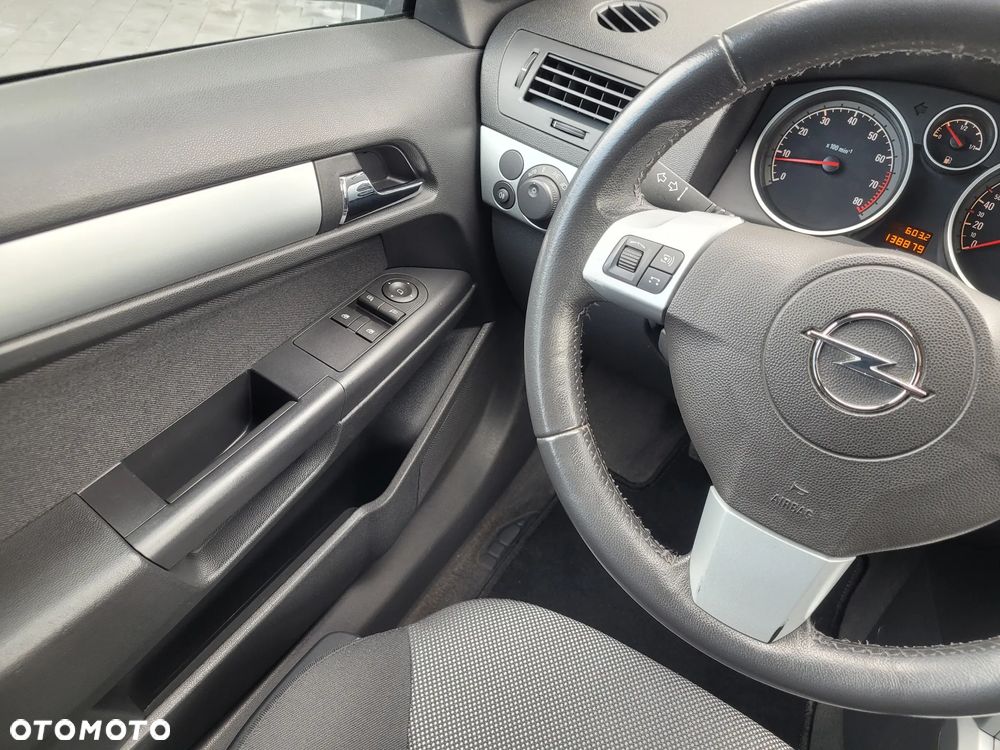 Opel Astra III 1.4 Enjoy - 18