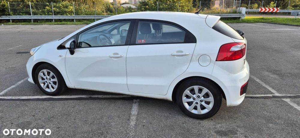 Kia Rio 1.2 M - 1