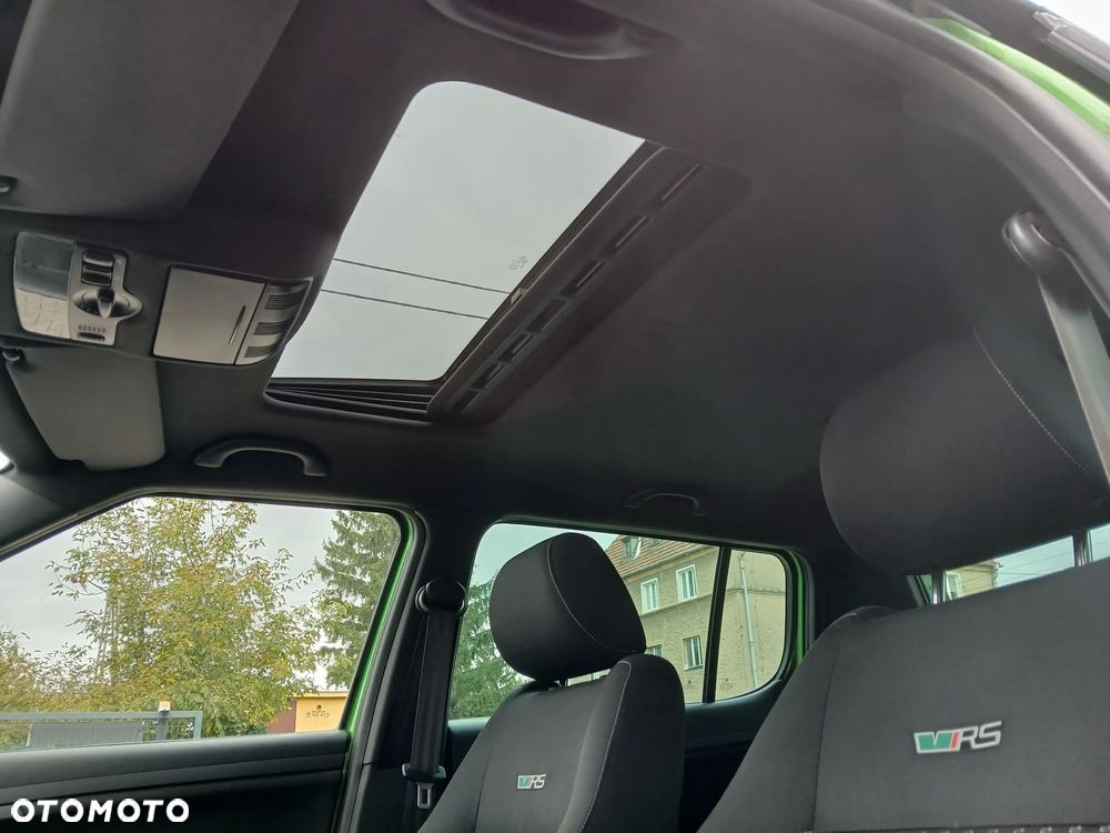 Skoda Fabia 1.4 TSI DSG RS - 28
