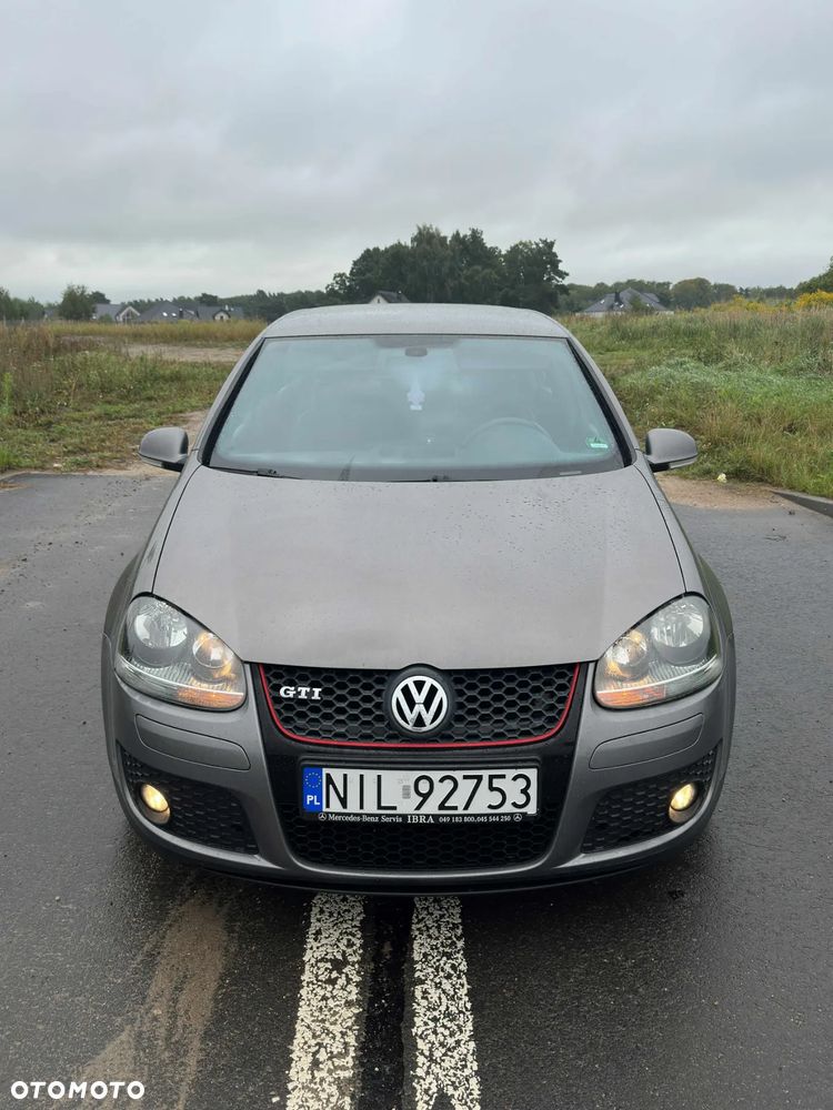 Volkswagen Golf V 2.0 TSI GTI - 2
