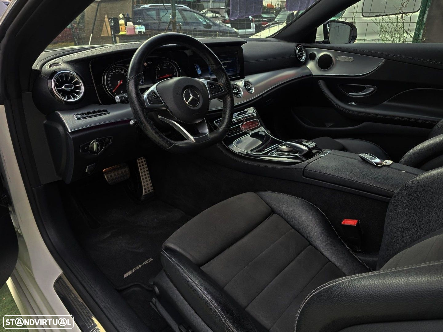 Mercedes-Benz E 220 d AMG Line - 16