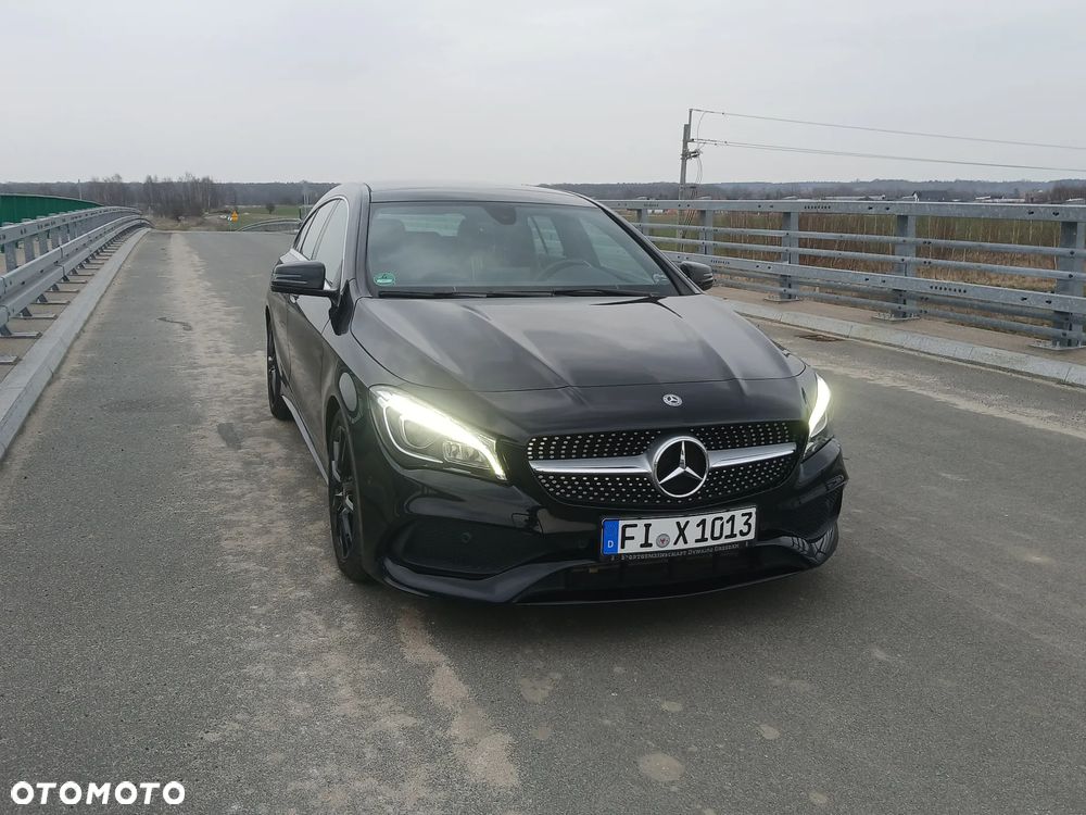 Mercedes-Benz CLA 200 7G-DCT AMG Line - 4