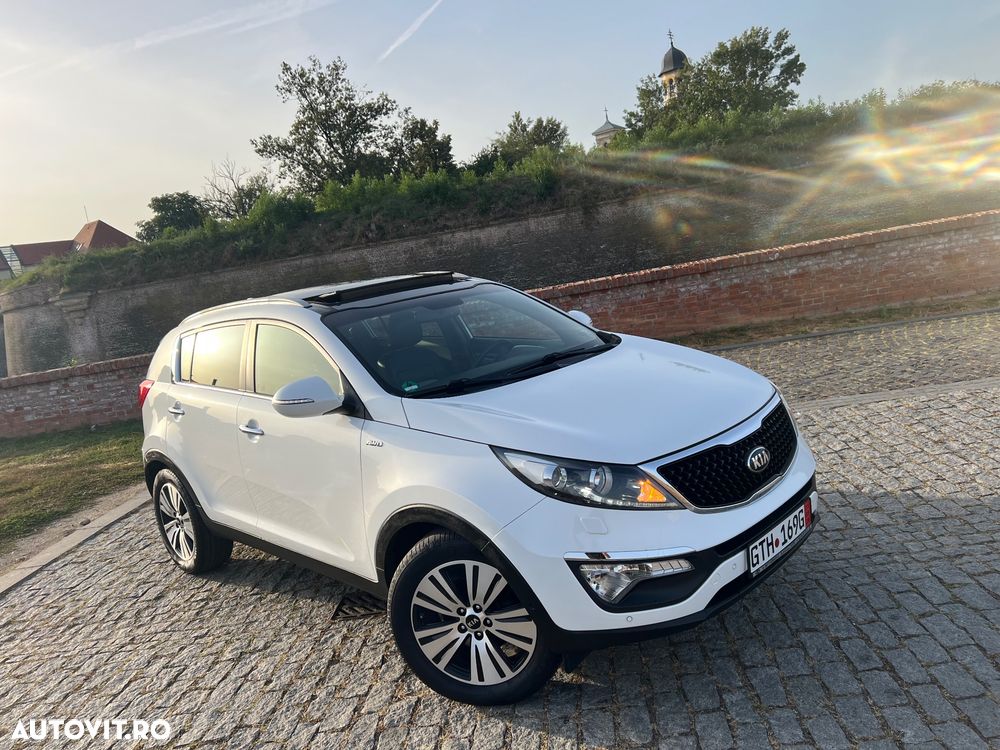 Kia Sportage 2,0 CRDI AWD Aut. Platinum - 3