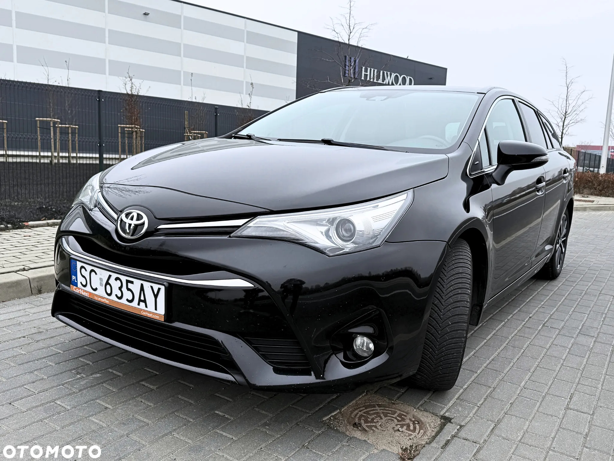 Toyota Avensis 2.0 D-4D Premium - 11