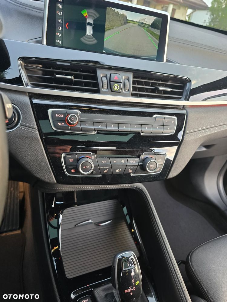 BMW X2 sDrive18d Edition M Mesh - 12