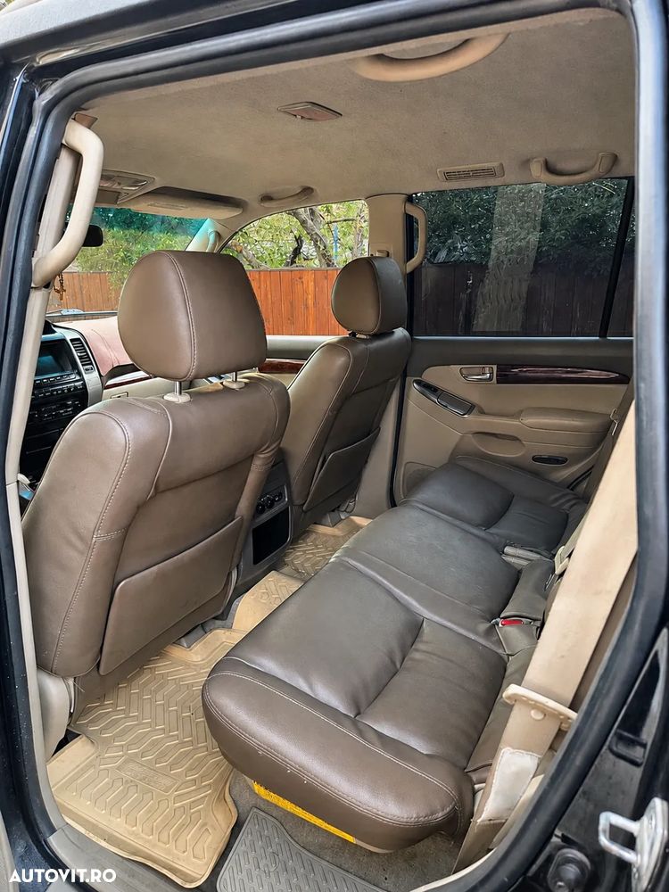 Toyota Land Cruiser 3.0 TD-4D Aut VX - 6