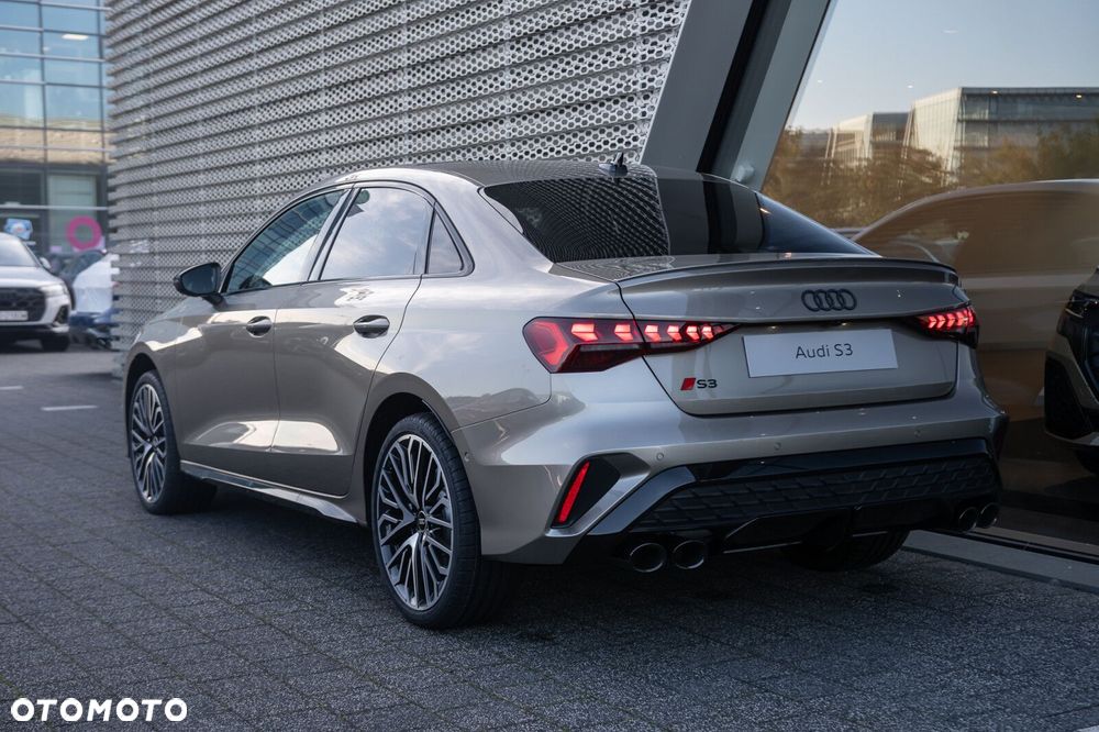 Audi S3 Limousine - 4