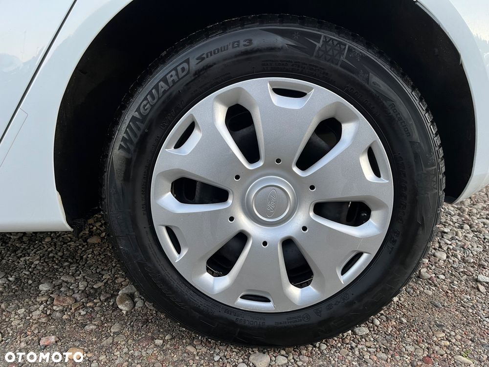 Ford Fiesta 1.0 EcoBoost Start-Stop Champions Edition - 34