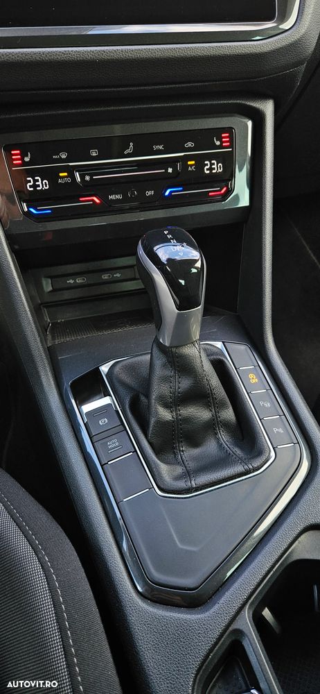 Volkswagen Tiguan 2.0 TDI SCR DSG Comfortline - 10