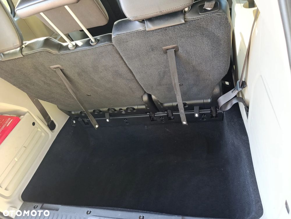 Dodge Grand Caravan - 3