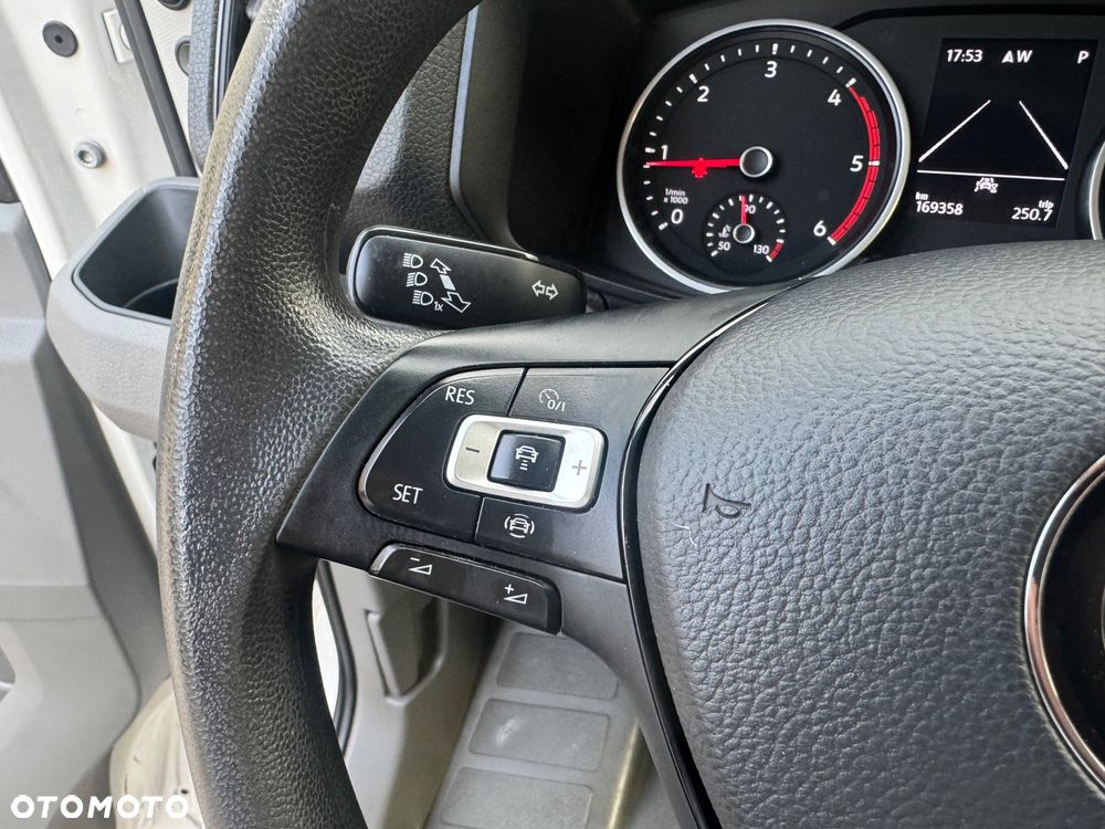 Volkswagen Crafter - 23