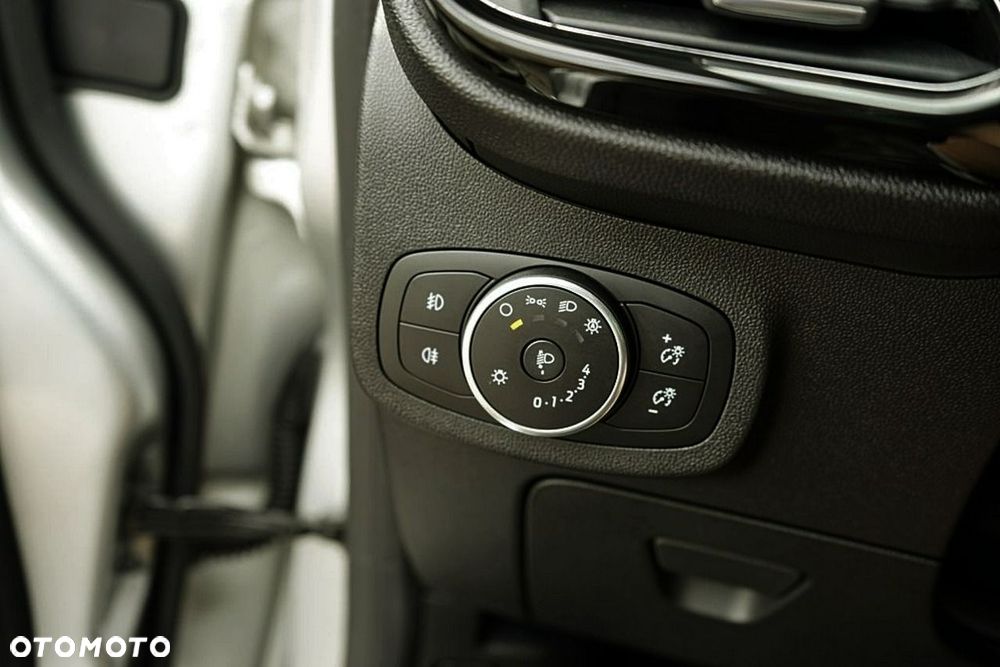 Ford Fiesta - 19