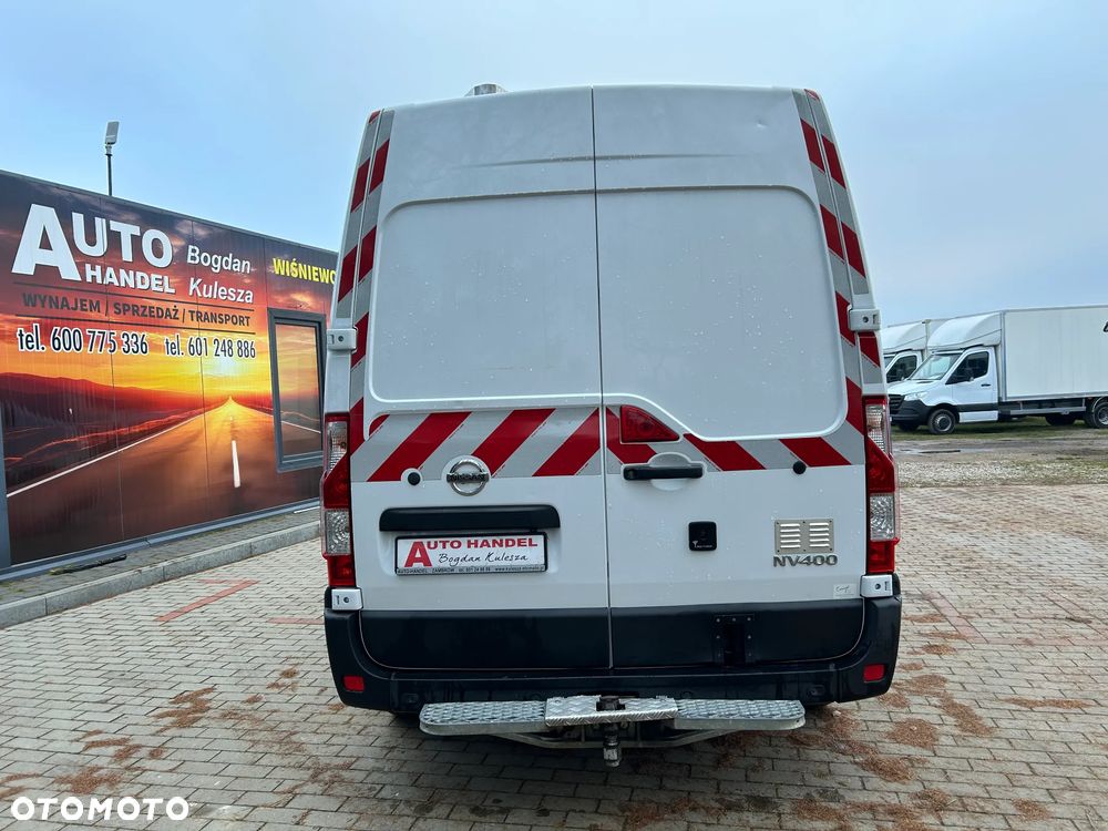 Nissan NV400 - 7
