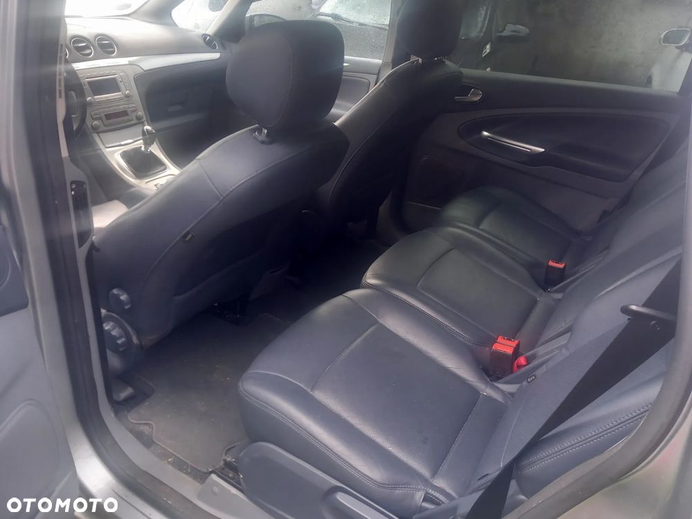 Ford S-Max 2.2 TDCi DPF Titanium - 27