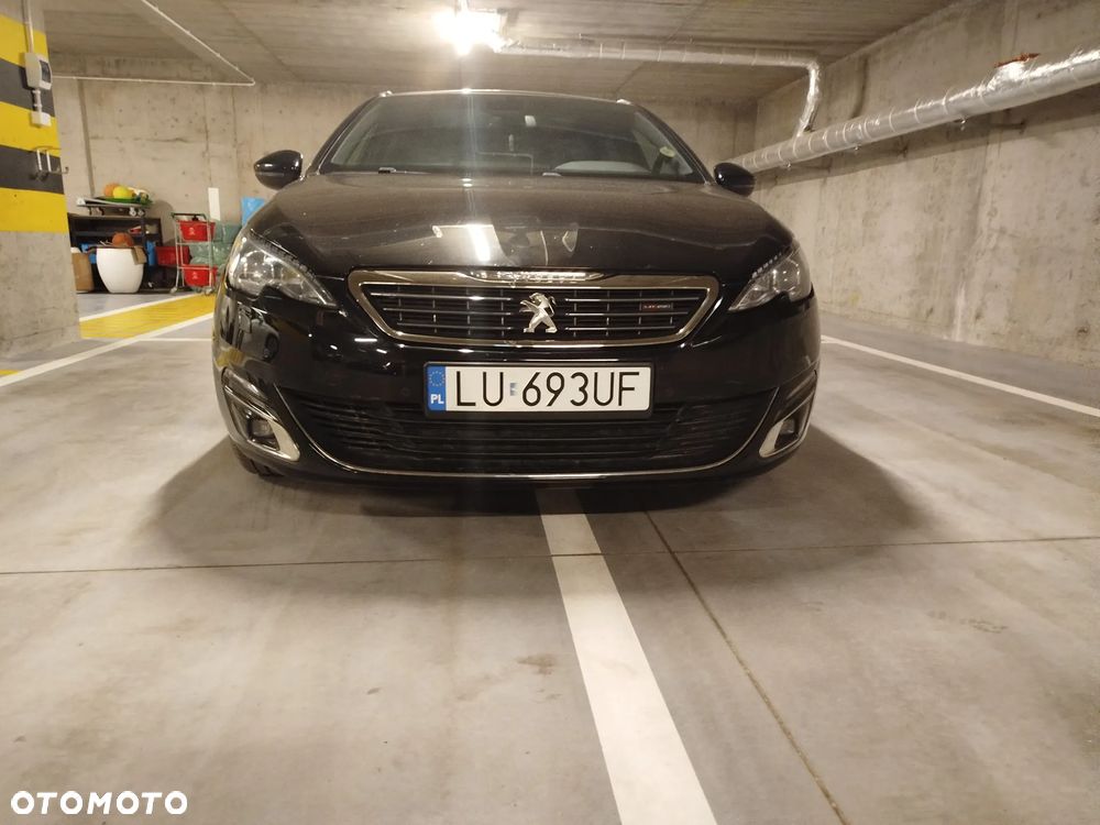 Peugeot 308 PureTech 130 GPF EAT8 Stop & Start Tech Edition - 8