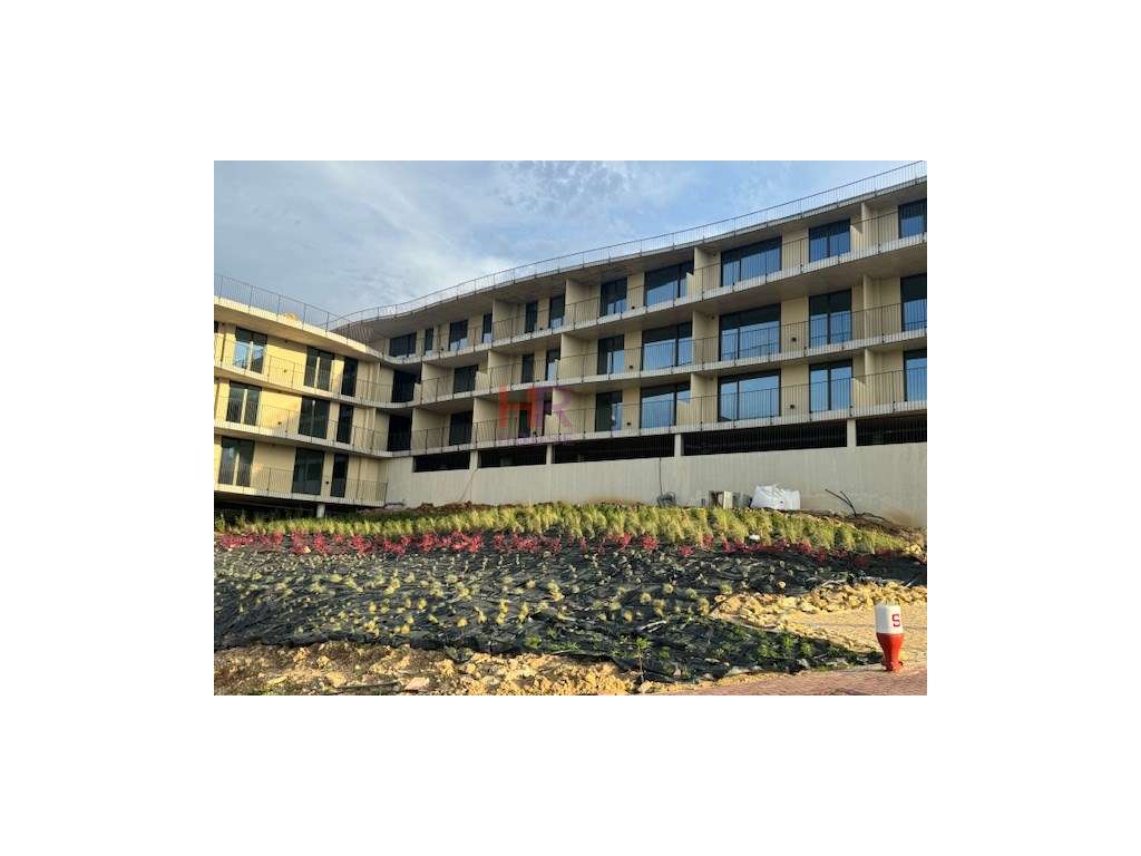 Coimbra arrenda-se T2 com aparcamento privativo e varanda com vista... - Grande imagem: 5/23