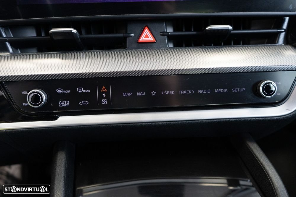 Kia Sportage 1.6 T-GDI AWD Base - 27