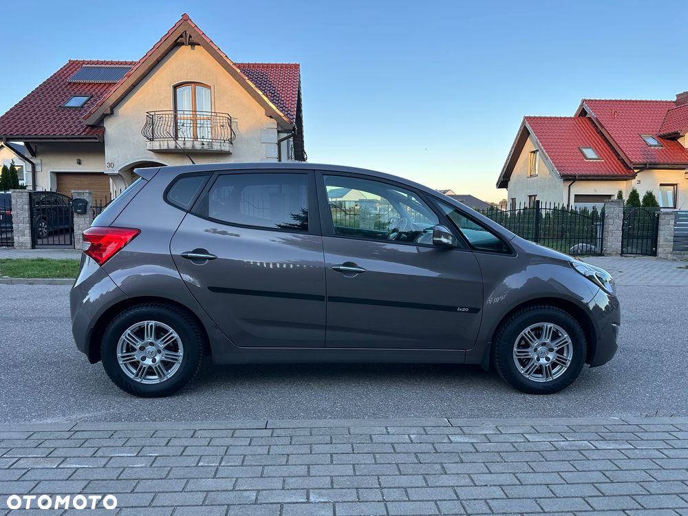 Hyundai ix20 1.4 blue Comfort - 5