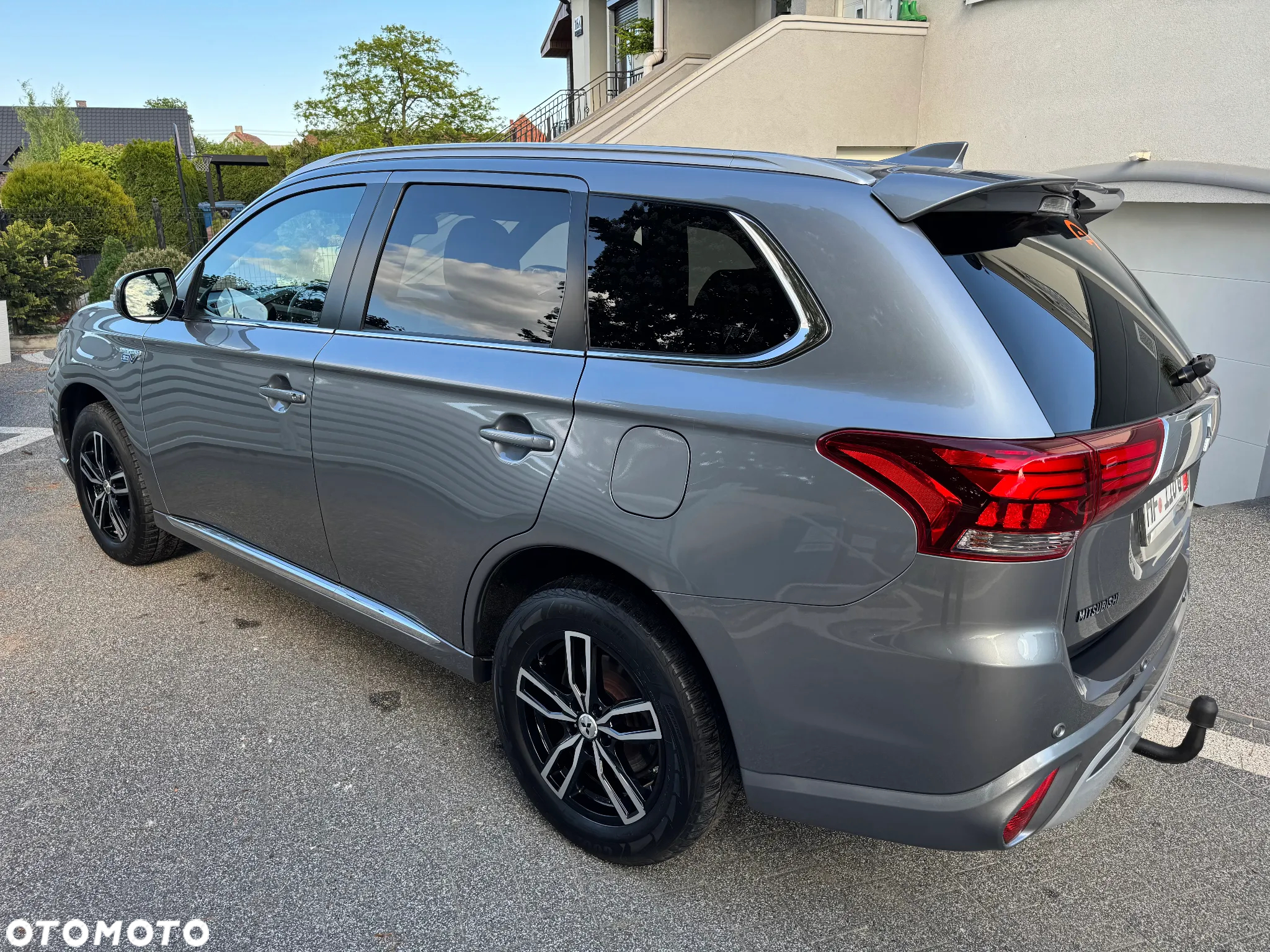 Mitsubishi Outlander - 5