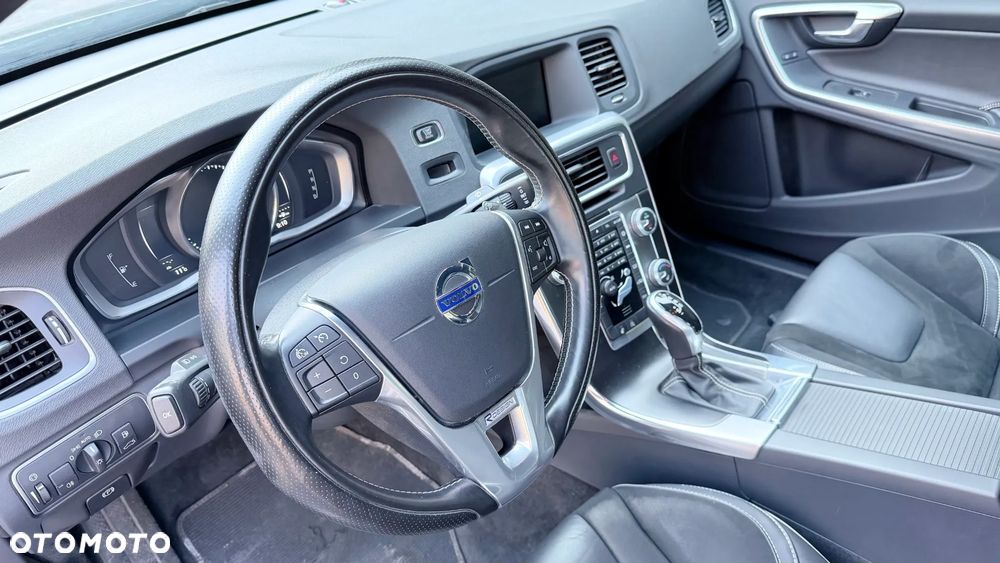 Volvo S60 T5 Drive-E R-Design Summum - 14