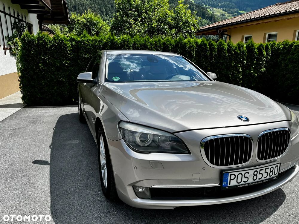 BMW Seria 7 750Li xDrive - 3