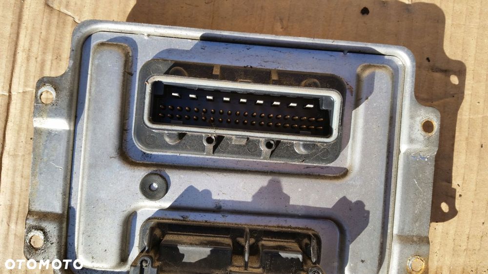 chrysler 300c moduł komfortu p04692230ag - 3