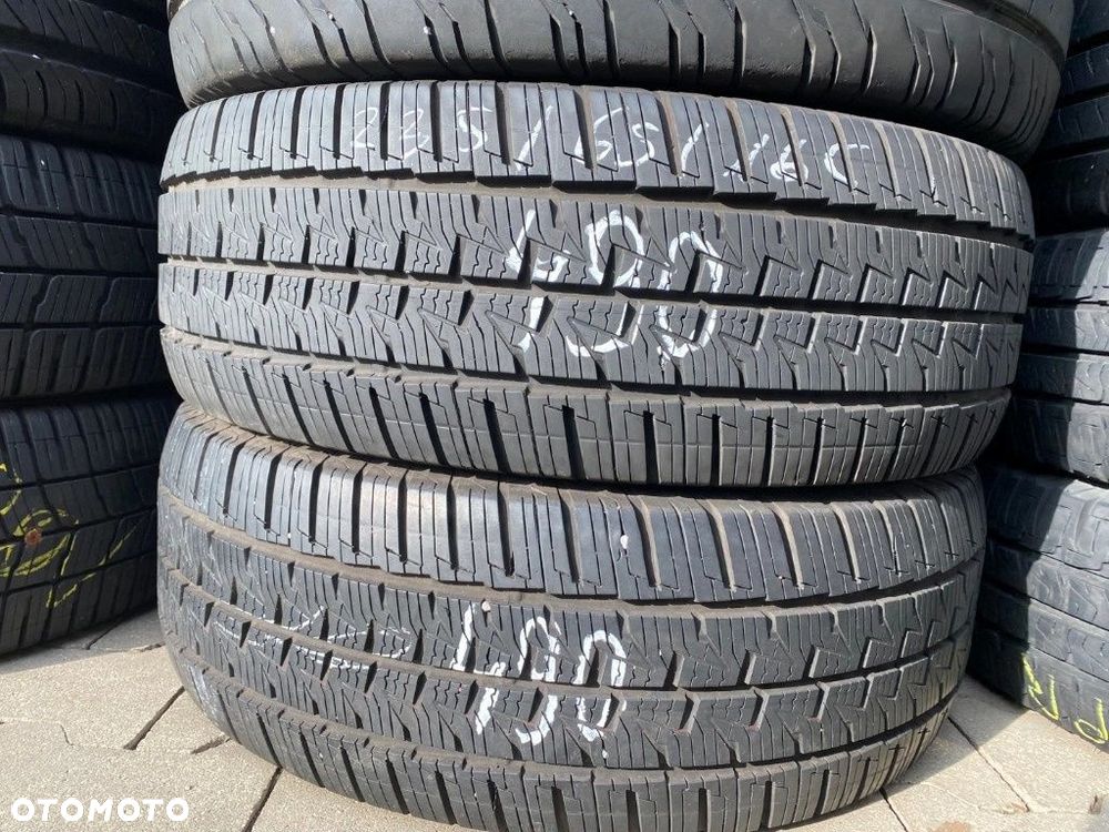 235/65/16C Continental Vanco 4S_7,2mm_2szt_(490) - 2