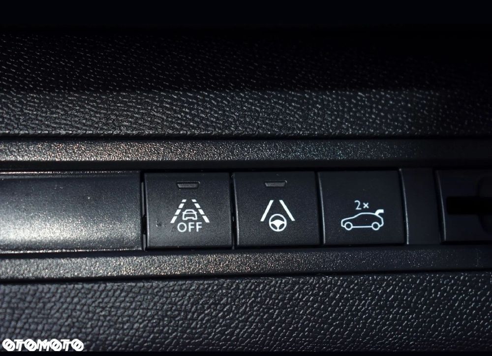 Peugeot 5008 BlueHDi 130 EAT8 GT - 25