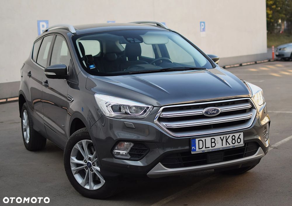 Ford Kuga 1.5 EcoBoost 4x4 Titanium - 3