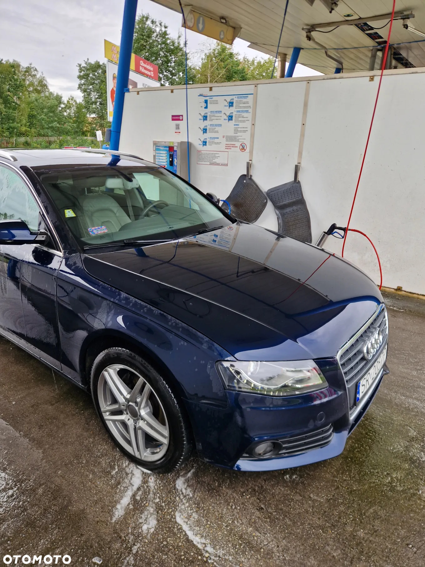 Audi A4 - 4